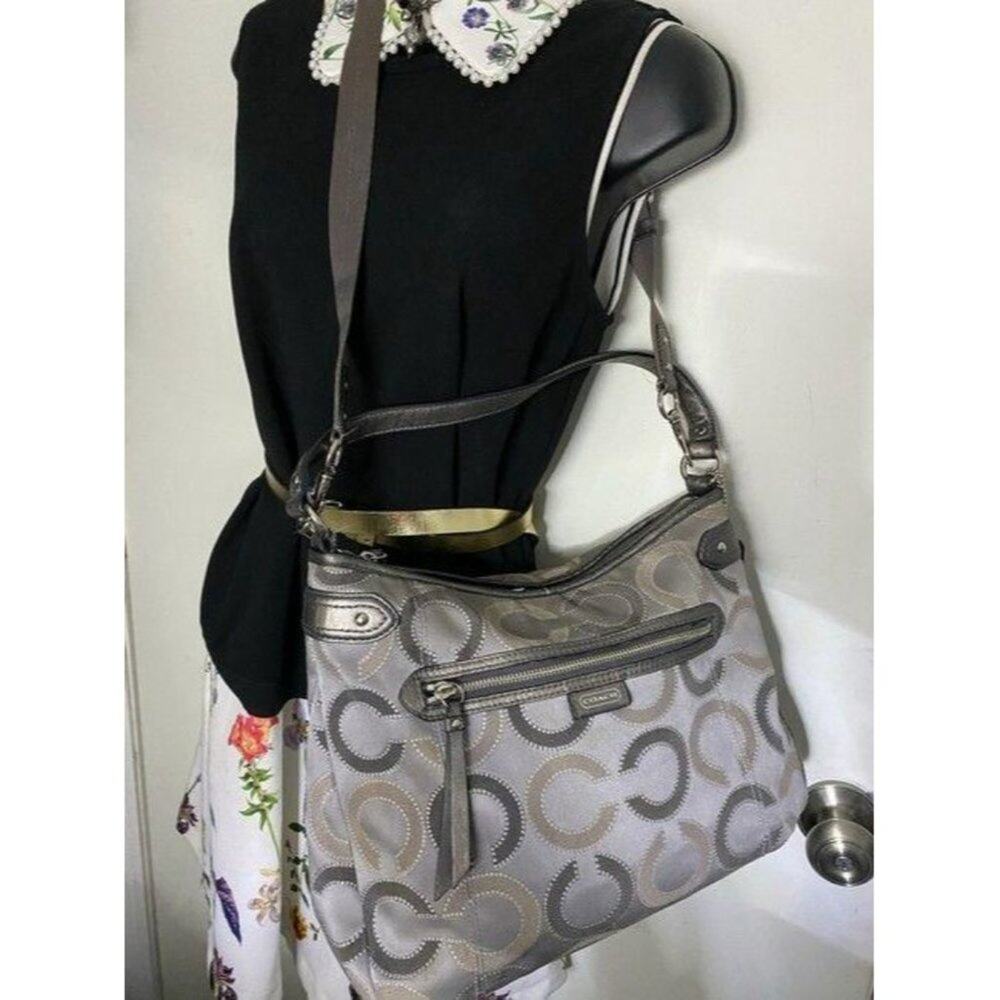 coach medium size silver gray jacquard fabric cros - Picture 6 of 8